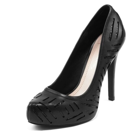 BCBGeneration Women's Prague Pump - Picture 2 of 8